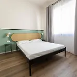 Montebello Comfort בית הארחה 3*