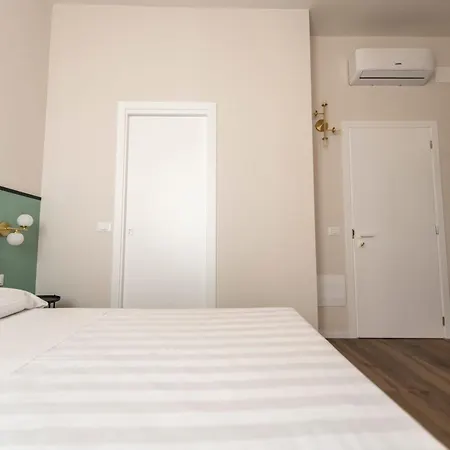 Πανσιόν Montebello Comfort 3*