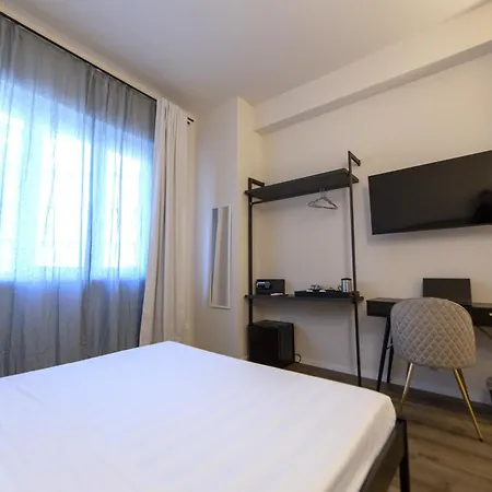 Montebello Comfort ゲストハウス